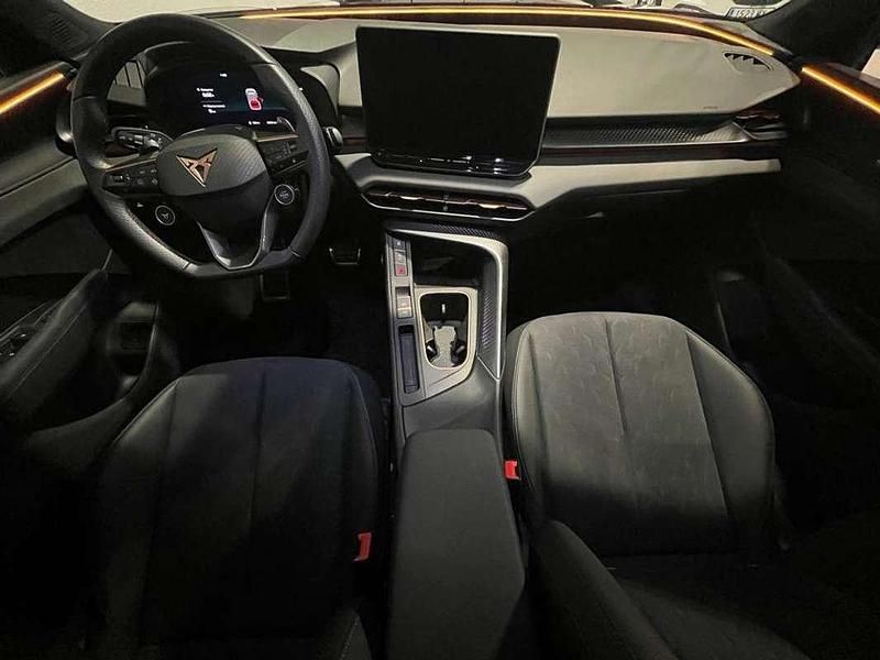 Usado Cupra Terramar 204 CV (150 kW) 2025 Gris / plata SUV