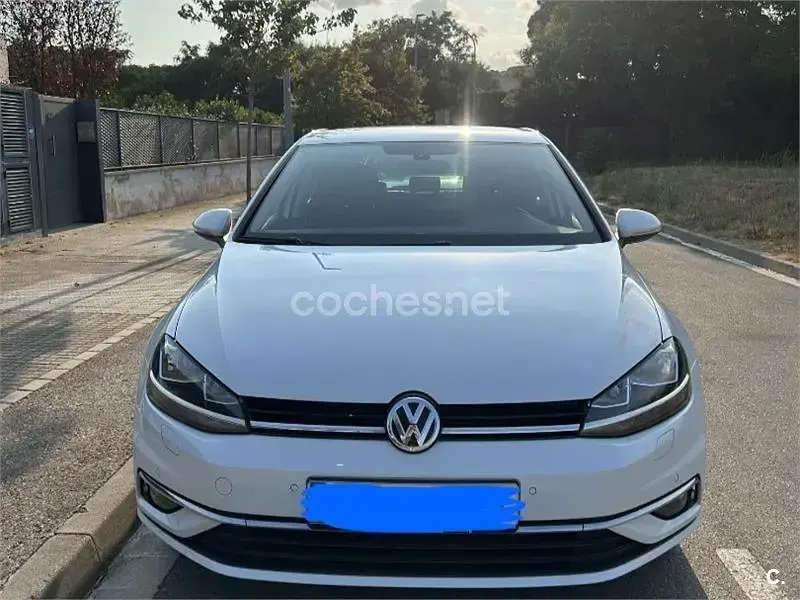 Usado VW Golf VII Advance 125 CV (91 kW) 2017 Blanco Berlina