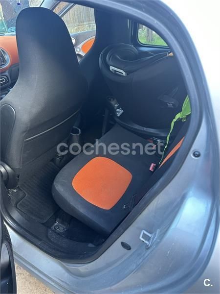 Usado Smart ForFour Passion 90 CV (66 kW) 2017 Negro Utilitario