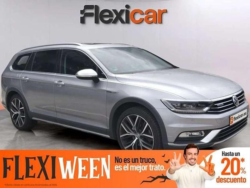 Gris Usado 2019 VW Passat Familiar | 20.490 € (Precio justo) - Imagen 1/4