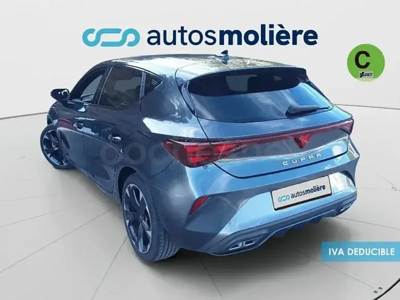 Usado Cupra Leon 150 CV (110 kW) 2024 Gris / plata Berlina