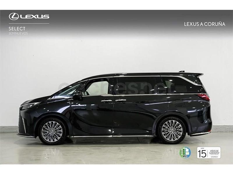 Usado Lexus LM350h Luxury Line 250 CV (183 kW) 2024 Negro Monovolumen