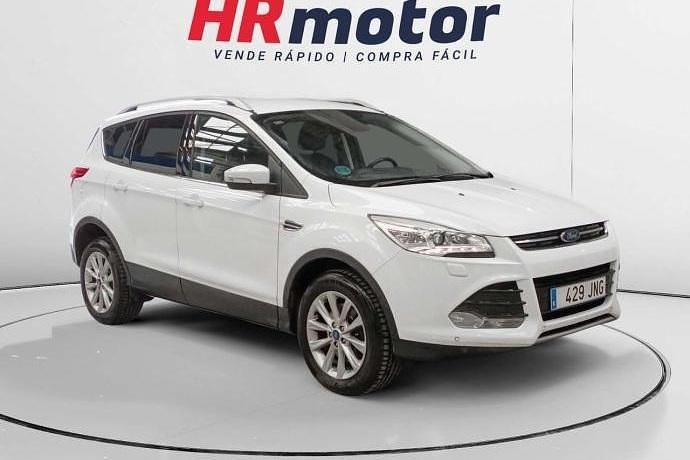 Usado Ford Kuga Titanium 120 CV (88 kW) 2016 SUV