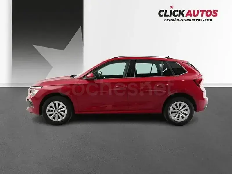 Usado Skoda Kamiq Selection 115 CV (84 kW) 2025 Rojo SUV