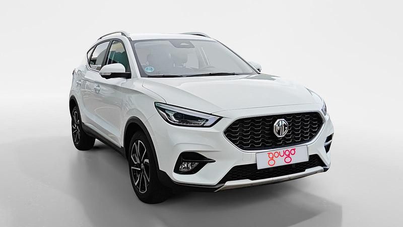 Usado MG ZS Luxury 106 CV (77 kW) 2025 Blanco Familiar