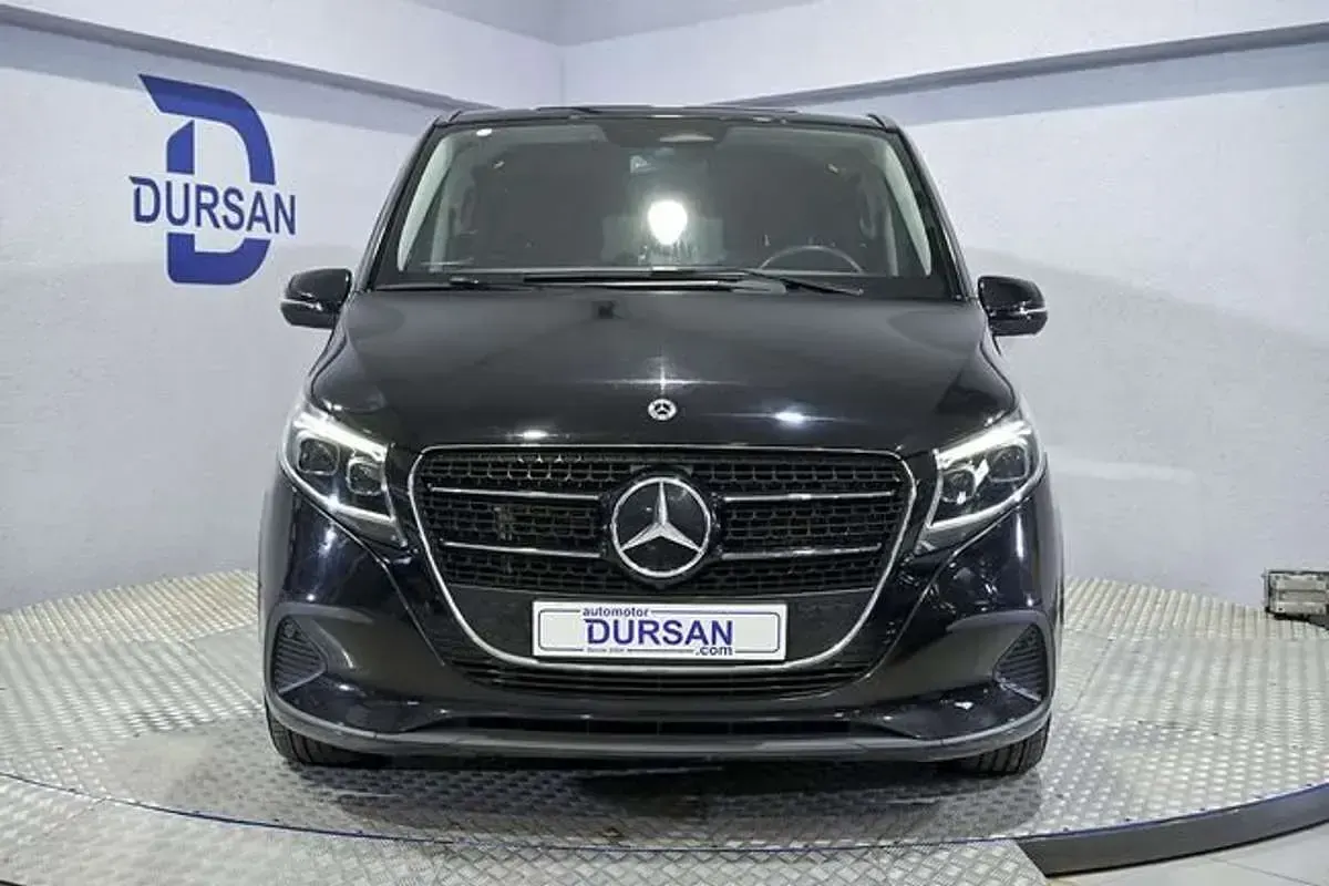 Usado Mercedes V250 Style 190 CV (139 kW) 2024 Negro Monovolumen