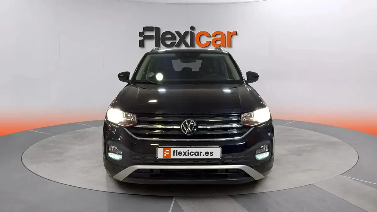 Usado VW T-Cross Advance 110 CV (80 kW) 2022 Negro SUV