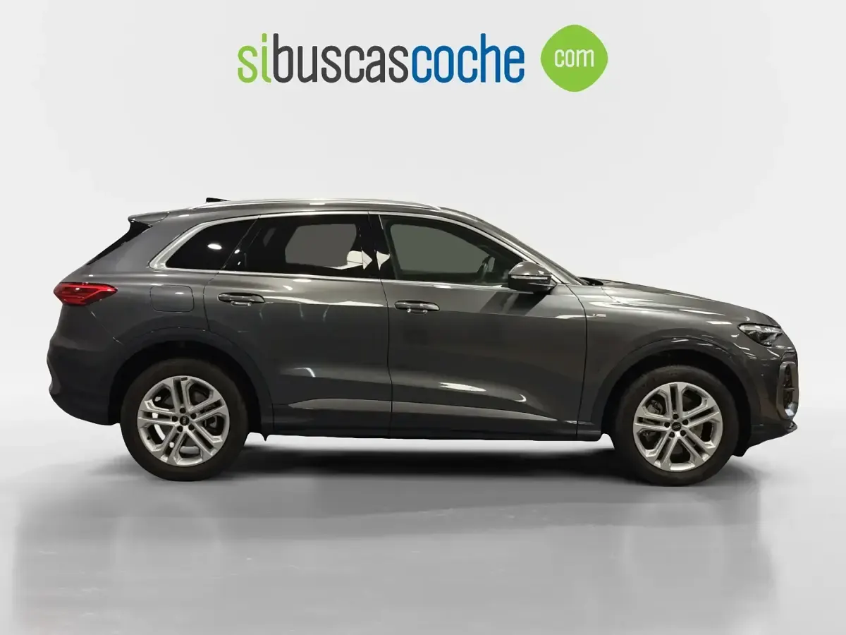 Usado Audi Q5 S-Line 204 CV (150 kW) 2025 Gris/plata SUV