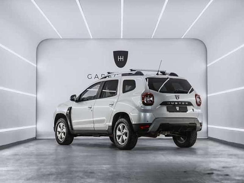 Usado Dacia Duster Comfort 125 CV (91 kW) 2018 Plateado SUV