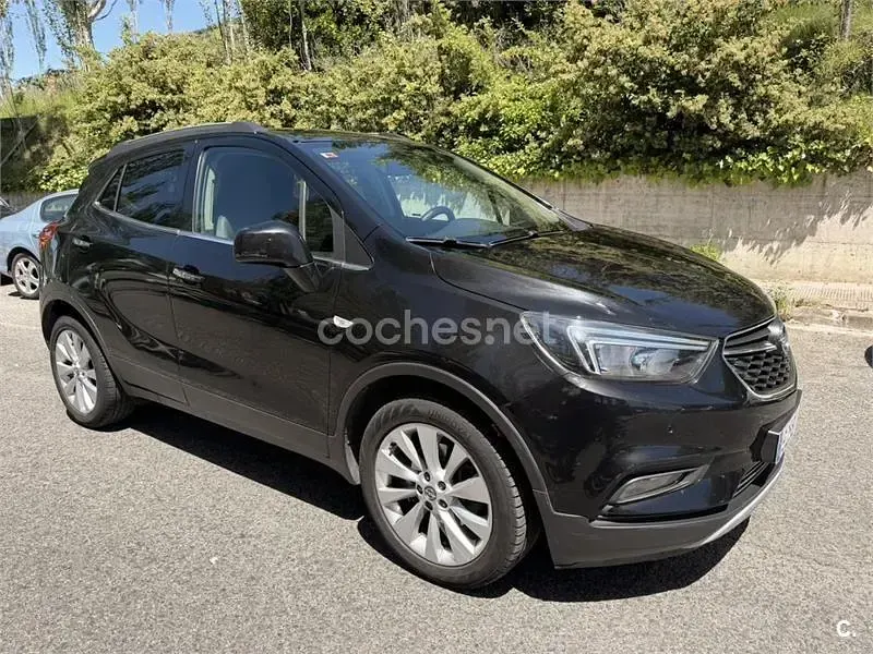 Usado Opel Mokka X Ultimate 136 CV (100 kW) 2017 Negro SUV