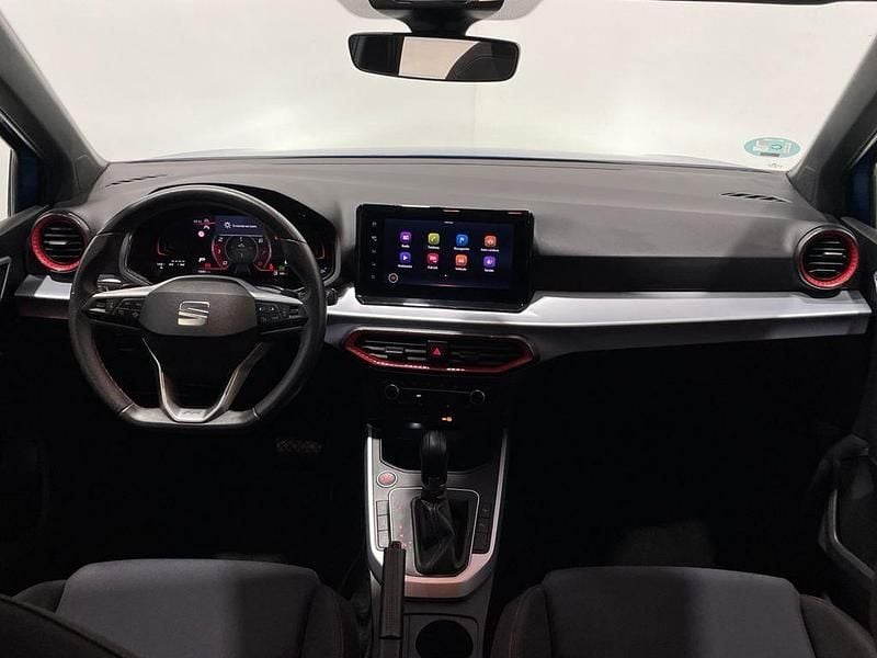 Usado Seat Arona FR 110 CV (80 kW) 2024 Azul SUV