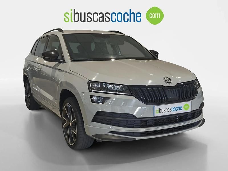 Gris/plata Usado 2021 Skoda Karoq SportLine SUV | 24.990 € (Un poco caro) - Imagen 1/4