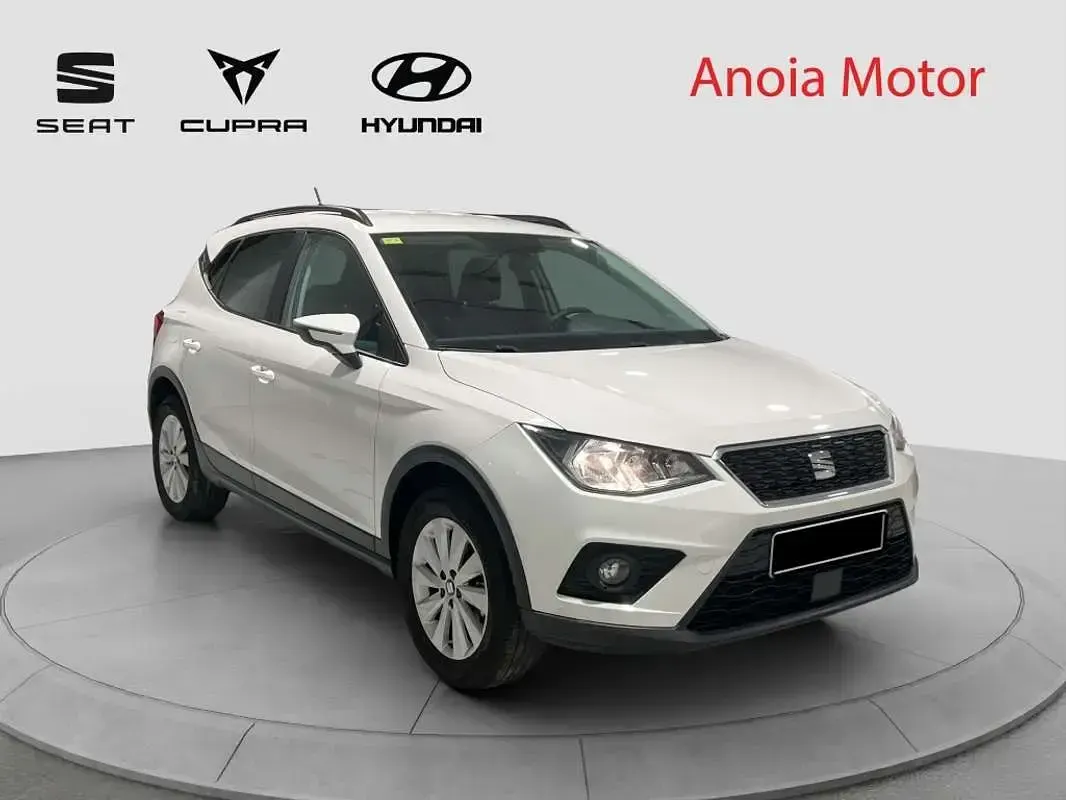 Usado Seat Arona Ecomotive 95 CV (69 kW) 2019 Blanco SUV