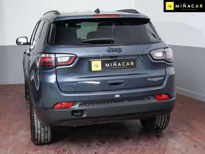 Usado Jeep Compass Trailhawk 241 CV (177 kW) 2022 Azul SUV