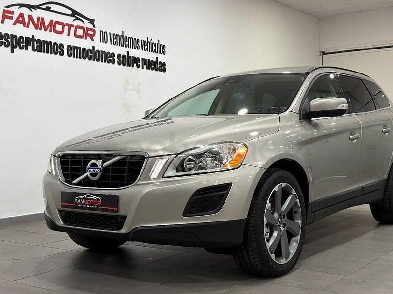 Usado Volvo XC60 Momentum 163 CV (119 kW) 2012 Beige SUV