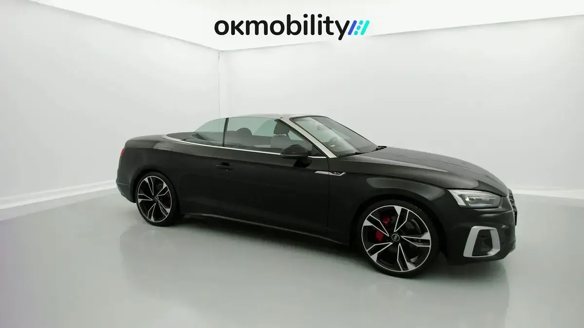 Usado Audi A5 Cabriolet S-Line 204 CV (150 kW) 2024 Mythosschwarz metálico Descapotable
