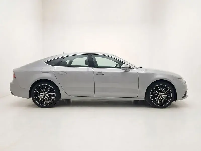 Usado Audi A7 Sportback Premium 320 CV (235 kW) 2016 Gris / plata Utilitario