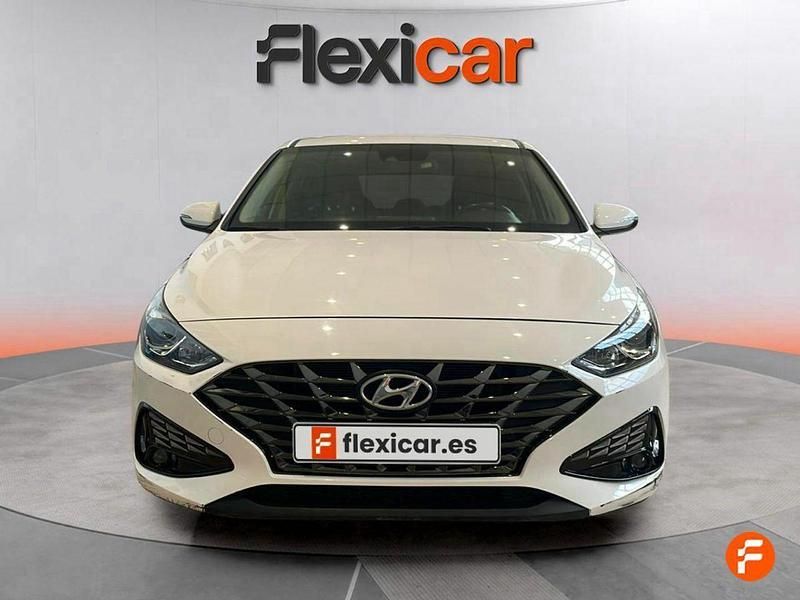 Usado Hyundai i30 116 CV (85 kW) 2021 Blanco Familiar