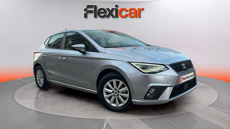Usado Seat Ibiza Style 80 CV (58 kW) 2024 Gris Berlina