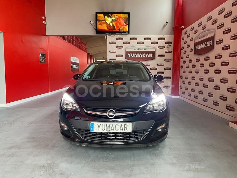 Negro Usado 2015 Opel Astra Selective Berlina | 7990 € (Buen precio) - Imagen 1/4