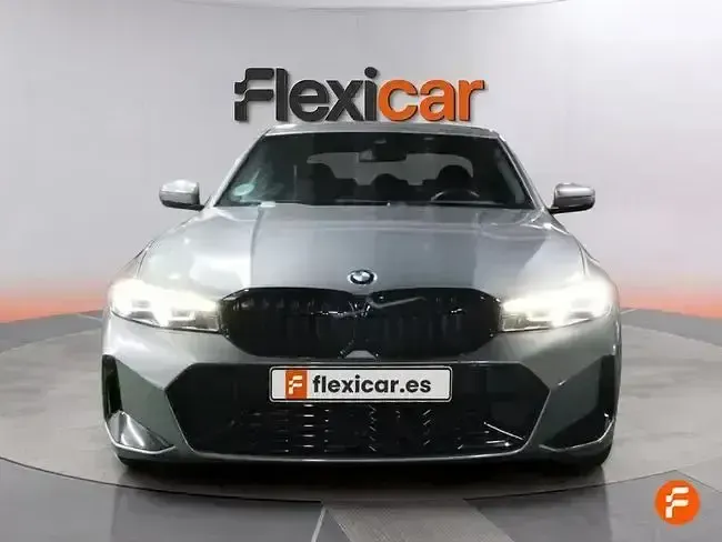 Käytetty BMW 320 184 HP (135 kW) 2023 Harmaa Sedan