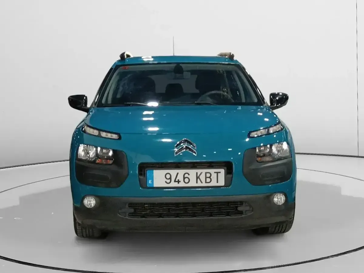 Usado Citroën C4 Cactus Feel 110 CV (80 kW) 2017 Azul Utilitario