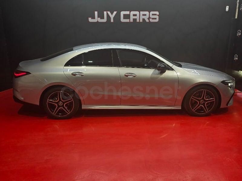 Usado Mercedes CLA220 190 CV (139 kW) 2025 Gris / plata Berlina