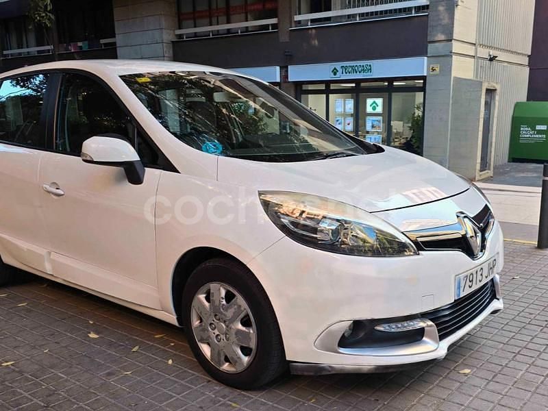 Blanco Usado 2015 Renault Scénic III LIMITED Monovolumen | 7850 € (Buen precio) - Imagen 1/4