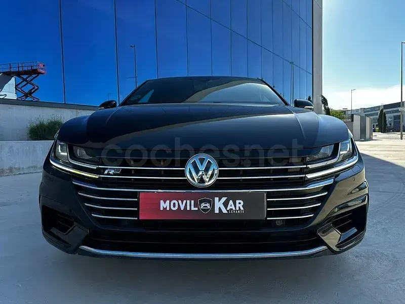 Usado VW Arteon R-line 150 CV (110 kW) 2019 Gris / plata Utilitario