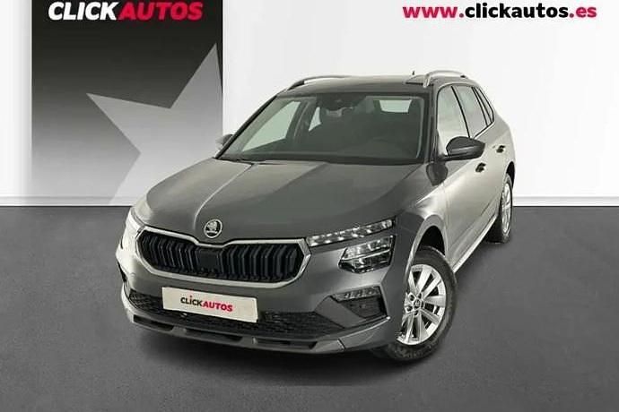 Usado Skoda Kamiq Selection 115 CV (84 kW) 2025 Rojo SUV