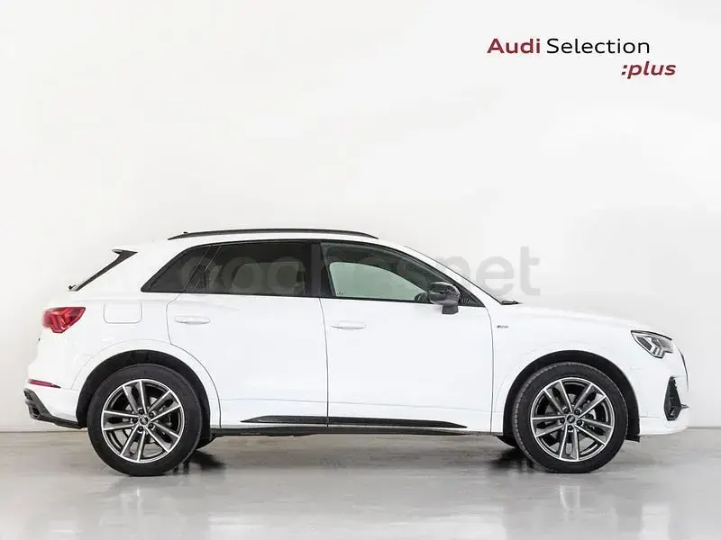 Usado Audi Q3 Ambiente 150 CV (110 kW) 2022 Blanco SUV