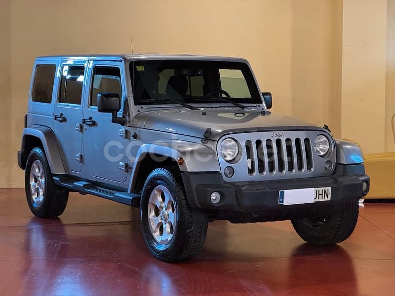 Gris / plata Usado 2015 Jeep Wrangler Unlimited Sahara SUV | 27.990 € (Super precio) - Imagen 1/4