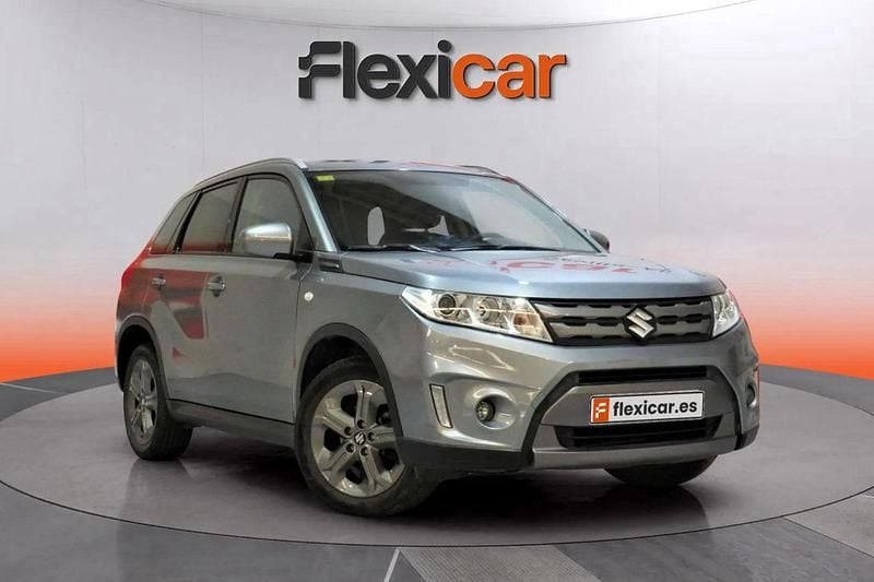 Gris Usado 2018 Suzuki Vitara SUV | 14.970 € (Precio justo) - Imagen 1/4