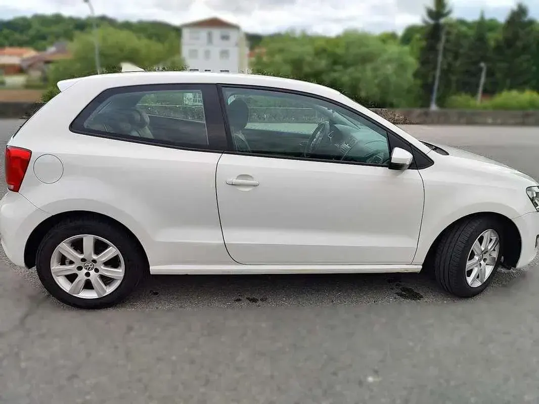 Usado VW Polo Sportline 105 CV (77 kW) 2011 Blanco Utilitario