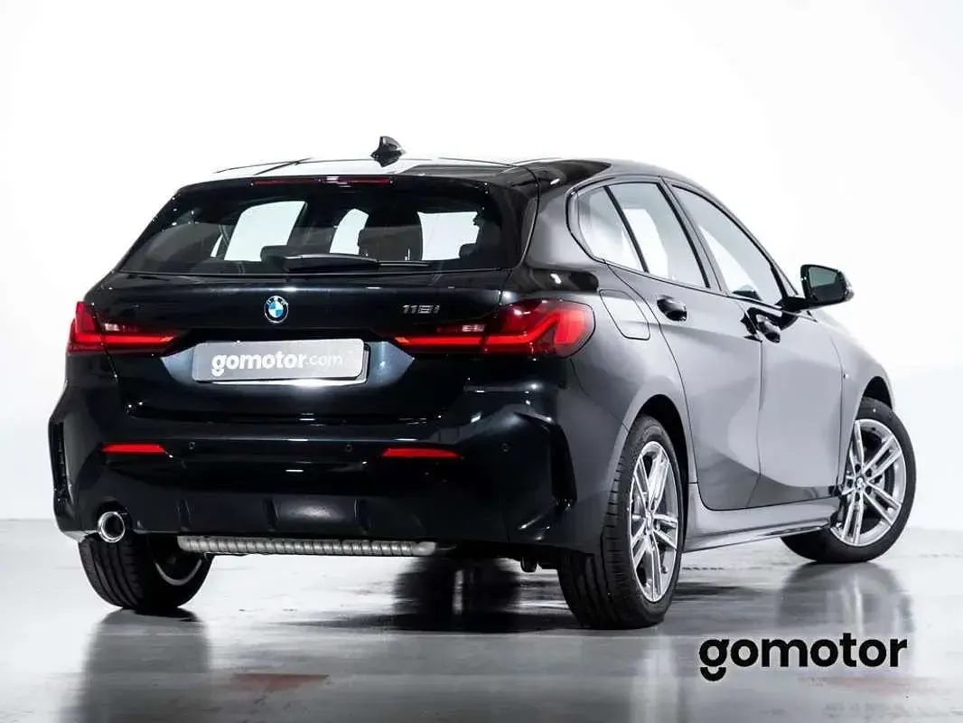 Usado BMW 118 Shadowline 140 CV (102 kW) 2023 Negro Utilitario