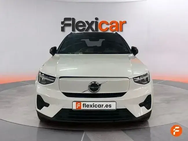 Usado Volvo XC40 Core 169 kW (231 CV) 2023 Blanco SUV