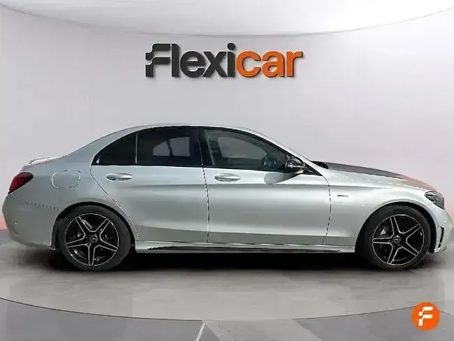Używany Mercedes C200 160 KM (117 kW) 2020 Szary Sedan/Limuzyna