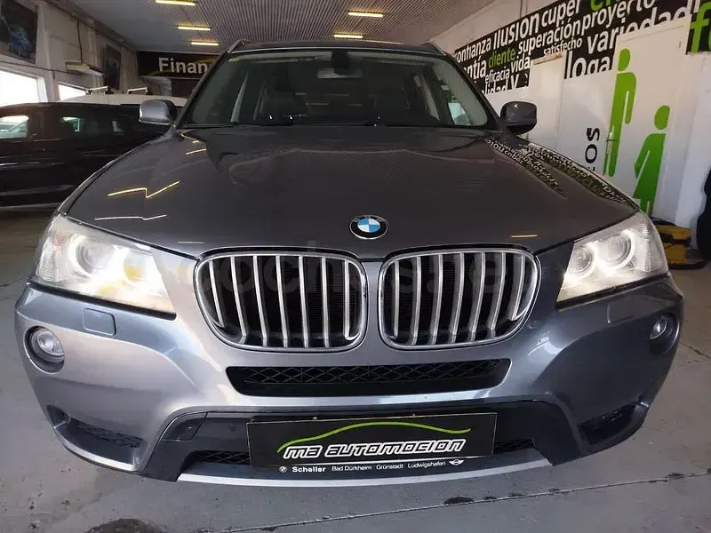 Usado BMW X3 Comfort Edition 218 CV (160 kW) 2011 Gris / plata SUV