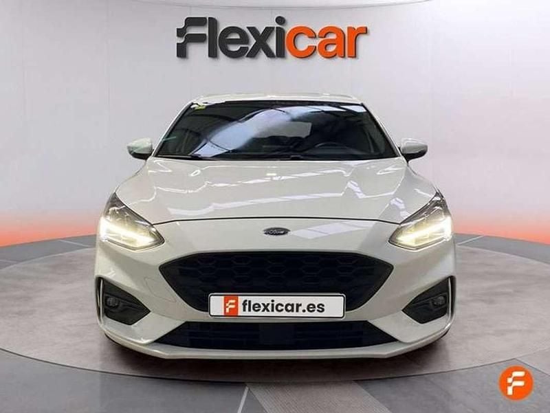 Usado Ford Focus ST-Line 125 CV (91 kW) 2020 Blanco Utilitario