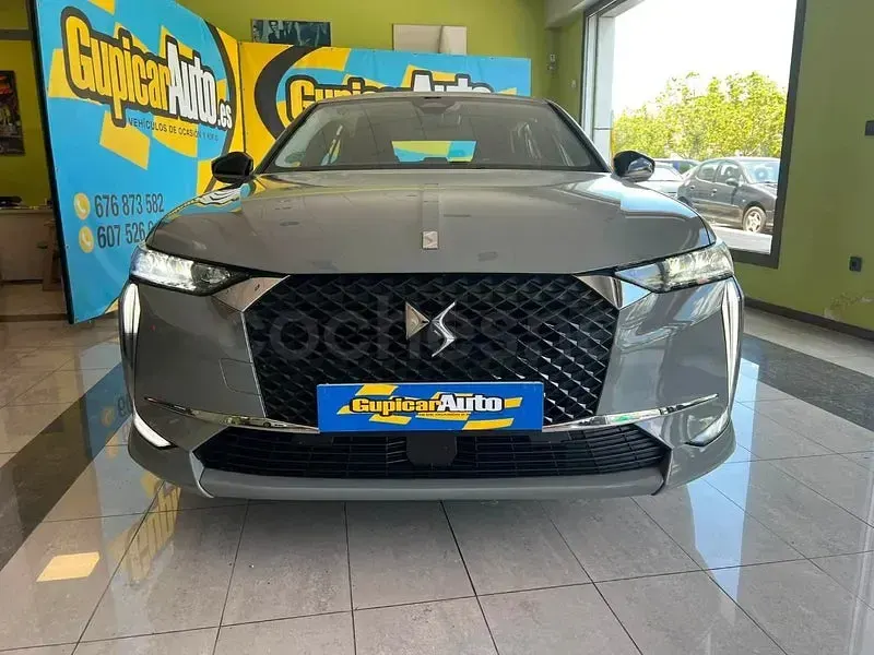 Usado DS Automobiles DS4 Bastille 130 CV (95 kW) 2023 Gris / plata SUV