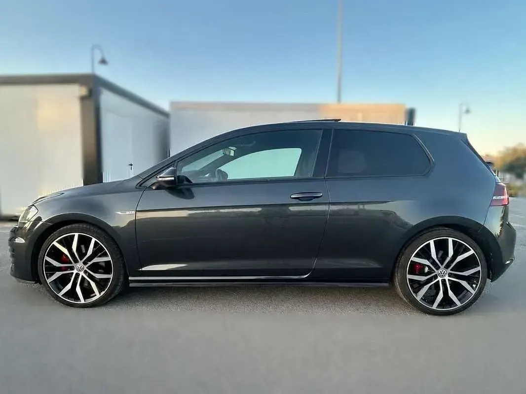 Usado VW Golf VII GTD 184 CV (135 kW) 2016 Gris Utilitario