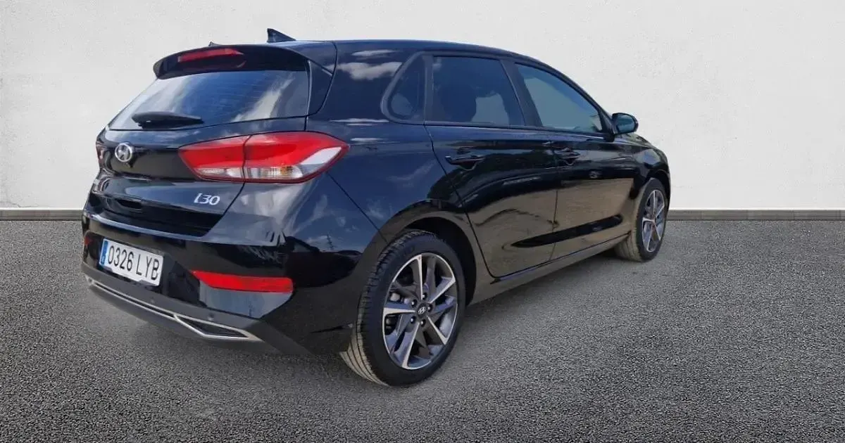 Begagnad Hyundai i30 110 HK (80 kW) 2022