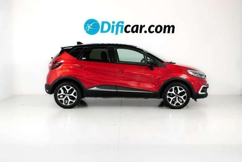 Usado Renault Captur Zen 150 CV (110 kW) 2019 Rojo SUV