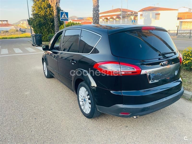 Usado Ford S-MAX Titanium 140 CV (102 kW) 2012 Negro Monovolumen