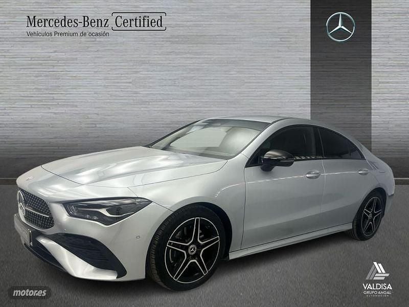 Usado Mercedes CLA220 AMG line 190 CV (139 kW) 2025 Plateado Berlina