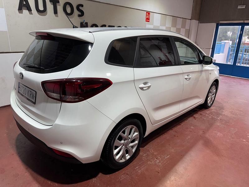 Usado Kia Carens 135 CV (99 kW) 2018 Blanco Monovolumen