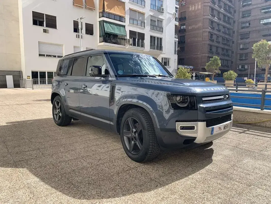 Usado Land Rover Defender SE 249 CV (183 kW) 2022 Azul SUV