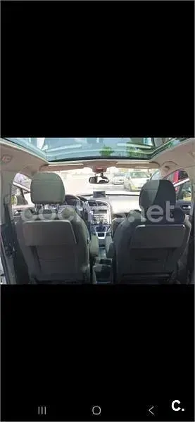 Usado Peugeot 5008 Style 130 CV (95 kW) 2016 Blanco Monovolumen