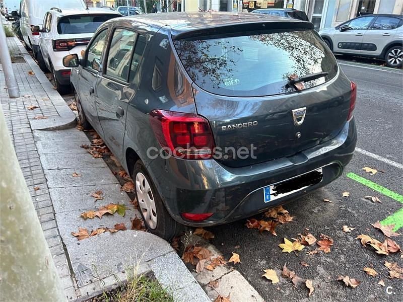 Usado Dacia Sandero Acces 73 CV (53 kW) 2018 Azul Berlina