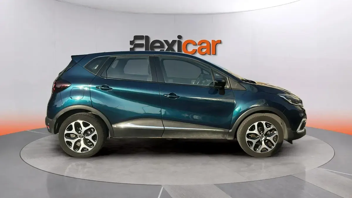 Usado Renault Captur Zen 90 CV (66 kW) 2017 Azul SUV